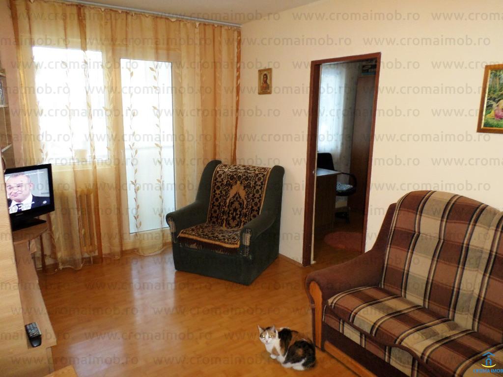 Apartament 3 camere de vanzare in Ploiesti, zona 9 Mai