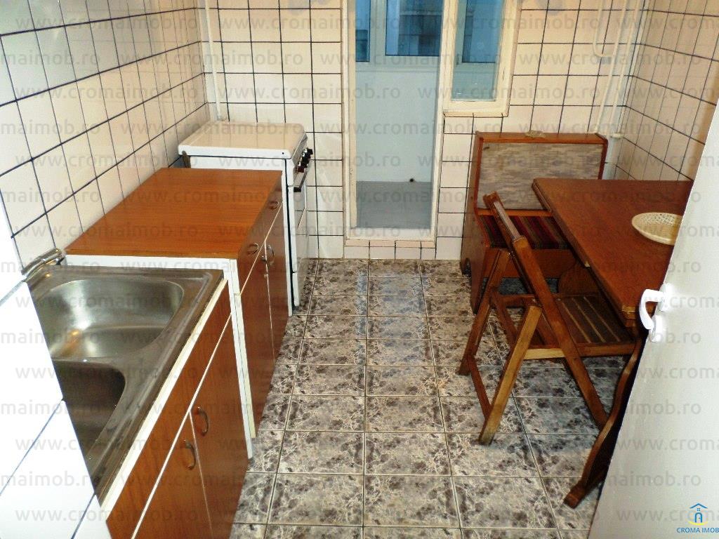 Apartament 3 camere de inchiriat in Ploiesti, zona Paltinis