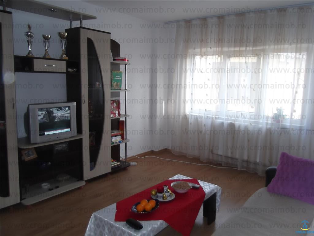 Apartament 3 camere de vanzare in Ploiesti, zona Malu Rosu