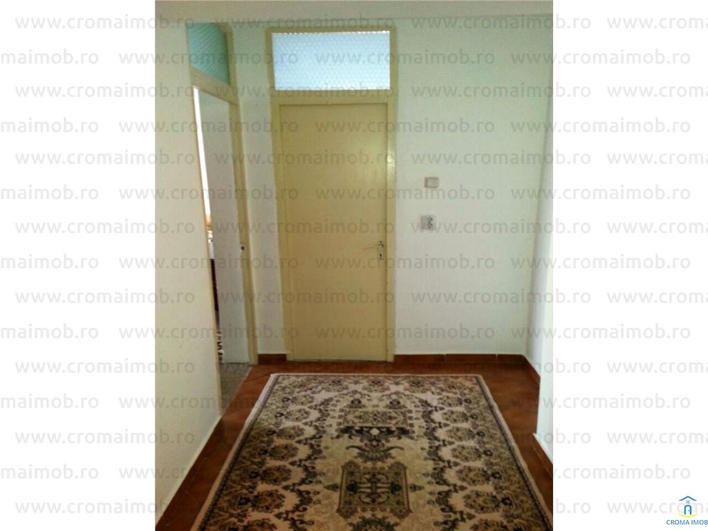 Apartament 3 camere de vanzare in Ploiesti, zona Eroilor
