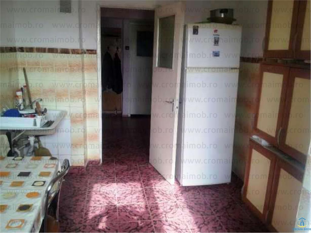 CromaImob-Vanzare apartamet 3 camere in Ploiesti, zona Republicii
