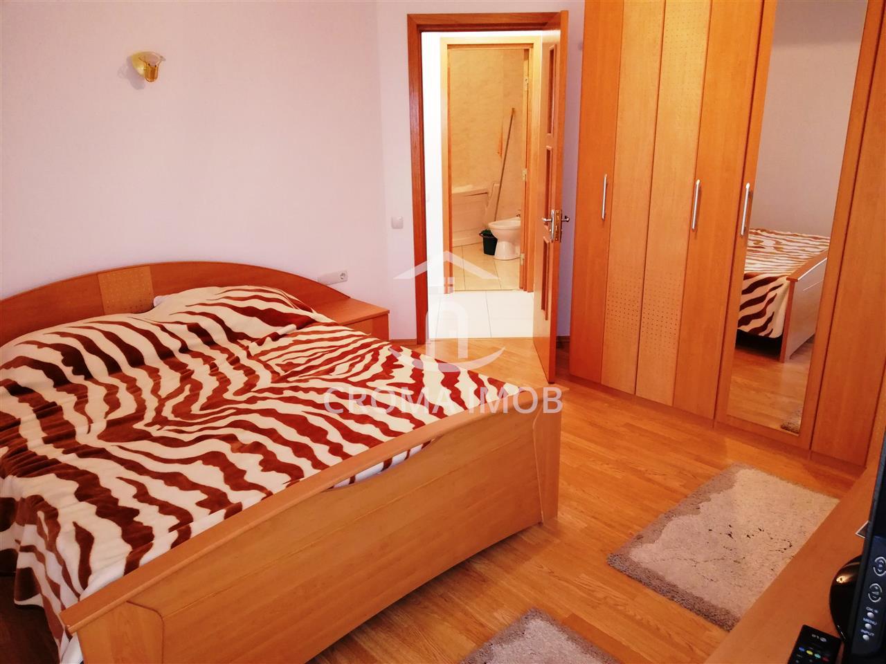 Inchiriere apartament de Lux, 3 camere in Ploiesti, zona Cantacuzino