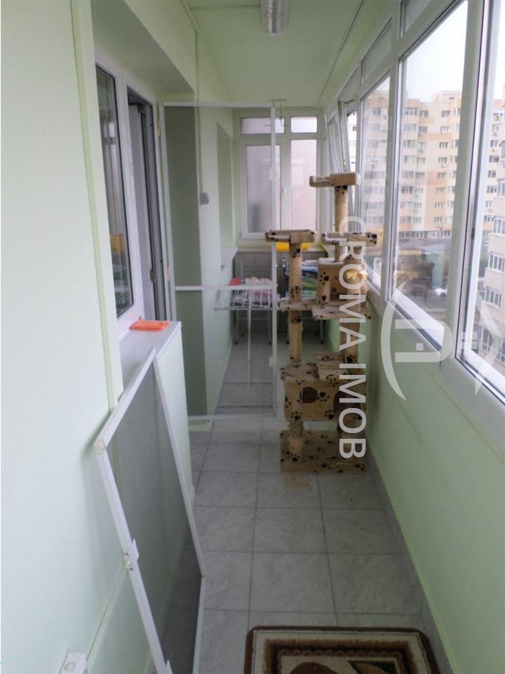 Inchiriere apartament 3 camere in Ploiestii zona Republicii
