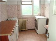 Apartament 4 camere de inchiriat in Ploiesti, zona Podul Inalt