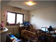 vanzare apartament 4 camere zona Bariera Bucov