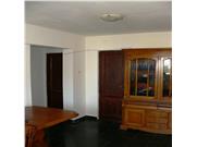 vanzare apartament 4 camere zona Bariera Bucov