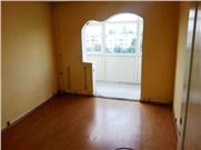 Vanzare apartament 4 camere zona Malu Rosu