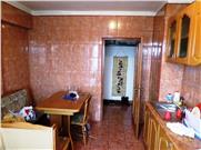 De vanzare Apartament 3 camere Ploiesti, zona Marasesti