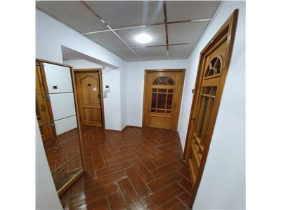 Inchiriere apartament 2 camere, Ploiesti, zona Caraiman