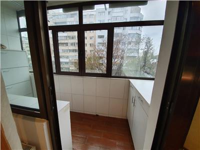 Inchiriere apartament 2 camere, Ploiesti, zona Caraiman