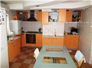 Vanzare apartament 3 camere Ploiesti, zona Cantacuzino