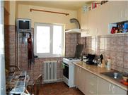 Croma Imob -  Inchiriere apartament 3 camere, zona 9 Mai
