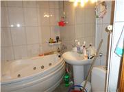 Vanzare apartament spatios 2 camere Marasesti