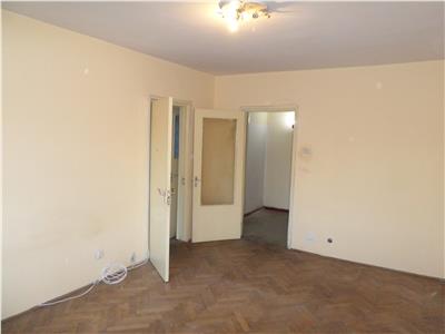 CromaImob Vanzare apartament 2 camere, zona Nord
