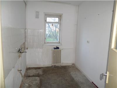 CromaImob Vanzare apartament 2 camere, zona Nord