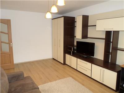 Apartament 2 camere de vanzare Ploiesti, zona Piata Mihai Viteazul