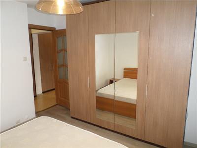 Apartament 2 camere de vanzare Ploiesti, zona Piata Mihai Viteazul