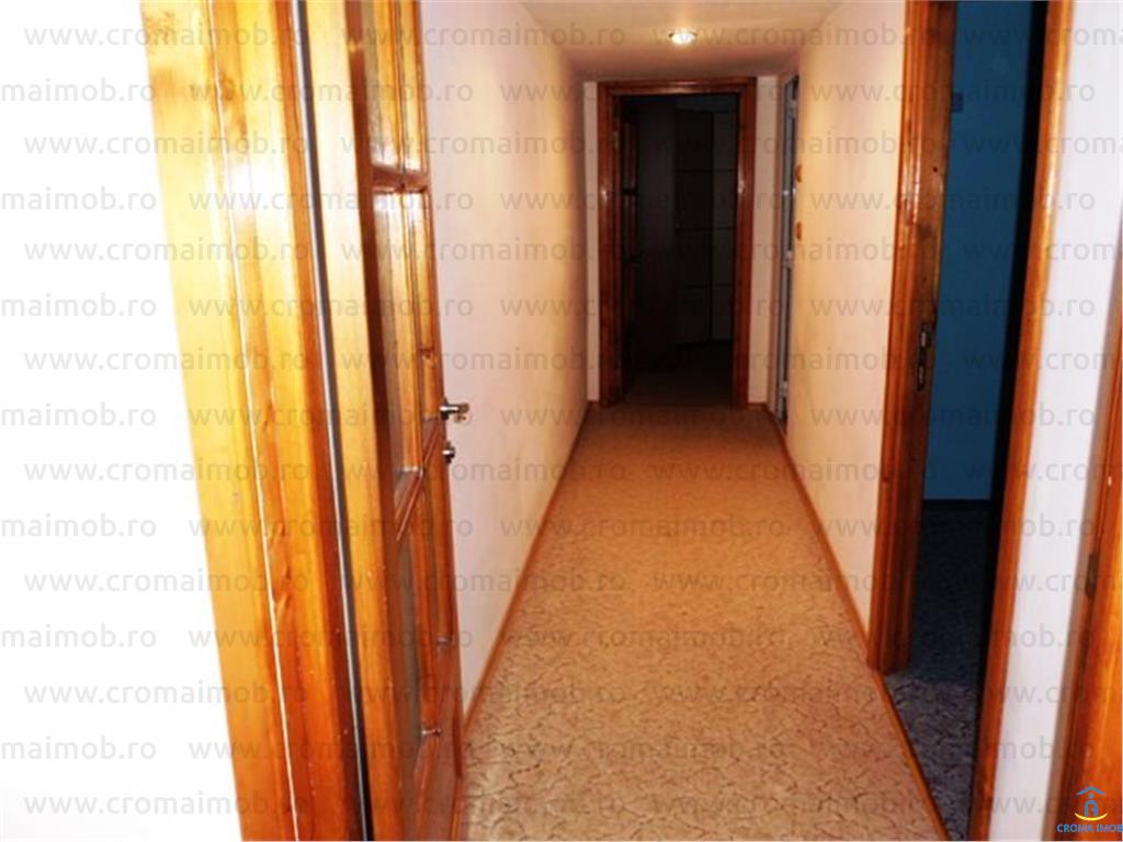 CromaImob Ploiesti: Vanzare Apartament 3 camere, zona Vest