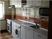 Inchiriere apartament 3 camere, Ploiesti, zona Ultracentral
