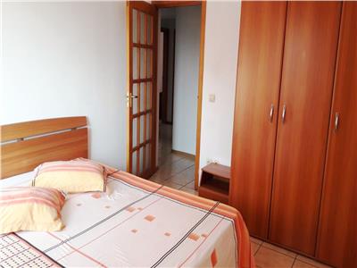 Croma Imob - Inchiriere apartament 3 camere zona Ultracentral