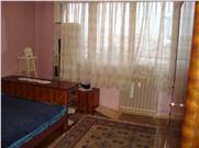Apartament 3 camere de vanzare in Ploiesti, zona Bariera Bucov