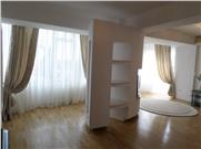Inchiriere apartament 3 camere de lux, Ploiesti, zona Ultracentrala