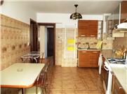 Vanzare apartament 3 camere Ploiesti, zona Ultracentrala