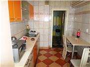 Apartament 3 camere de vanzare in Ploiesti, zona Bar. Bucov