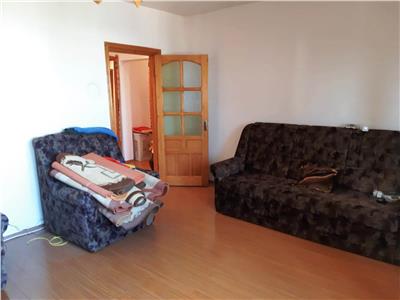 Croma Imob - Vanzare apartament 3 camere, in Ploiesti, zona Cantacuzino