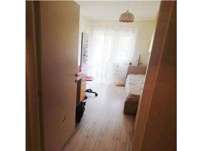 Vanzare apartament 3 camere in Ploiesti, zona Vest