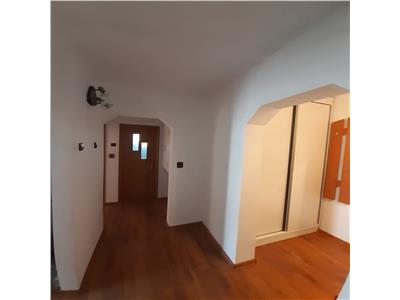 Croma Imob Inchiriere apartament 2 camere, zona Republicii