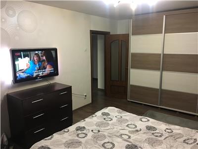 CromaImob vanzare apartament 3 camere, mobilat si utilat zona Malu Rosu