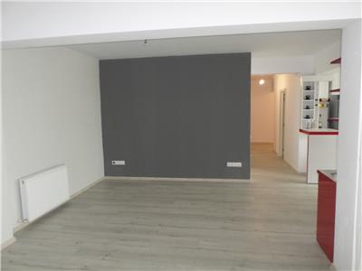 CromaImob vanzare apartament 3 camere, bloc nou, zona 9 Mai