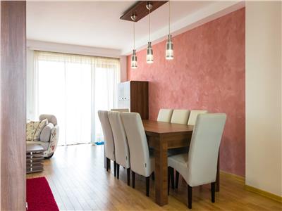 Cromaimob - Inchiriere apartament 3 camere, in Ploiesti, lux, zona Ultracentral