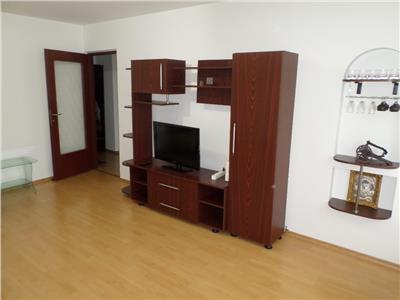 Apartament 2 camere de inchiriat, zona Vest