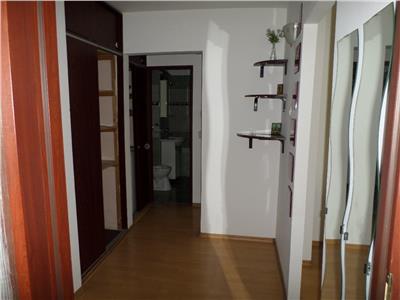 Apartament 2 camere de inchiriat, zona Vest