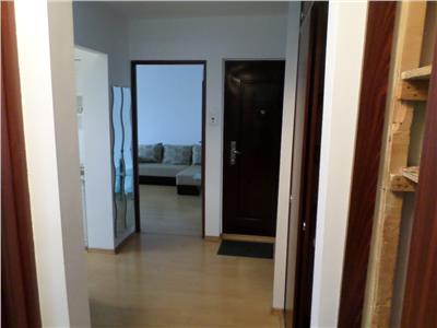 Apartament 2 camere de inchiriat, zona Vest