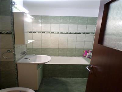 Apartament 2 camere de inchiriat, zona Vest