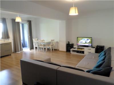 Vanzare apartament 4 camere, mobilat utilat, parcare subterana, zona 9 Mai