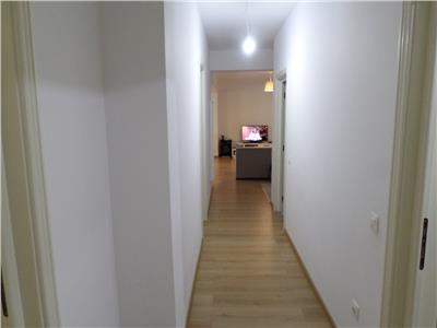 Vanzare apartament 4 camere, mobilat utilat, parcare subterana, zona 9 Mai