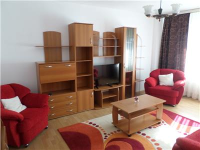 De inchiriat apartament 3 camere Ploiesti, zona Central