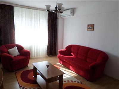 De inchiriat apartament 3 camere Ploiesti, zona Central