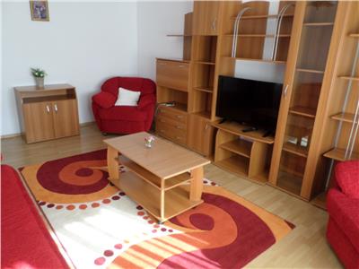 De inchiriat apartament 3 camere Ploiesti, zona Central