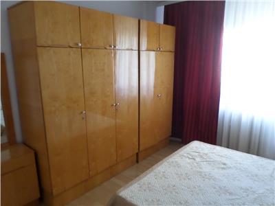 De inchiriat apartament 3 camere Ploiesti, zona Central