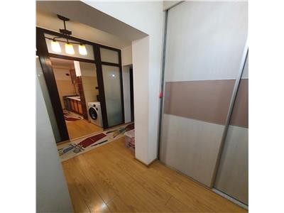 Vanzare apartament 3 camere, zona Vest