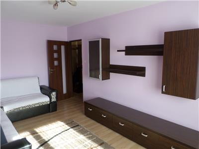 Inchiriere apartament 3 camere in Ploiesti, zona Mihai Bravu