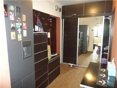 Apartament 2 camere vanzare in Ploiesti, zona Vest