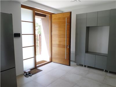 Vila de lux, 3 camere, 170mp, zona centrala, Ploiesti