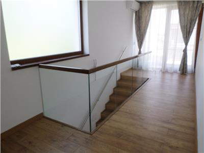 Vila de lux, 3 camere, 170mp, zona centrala, Ploiesti