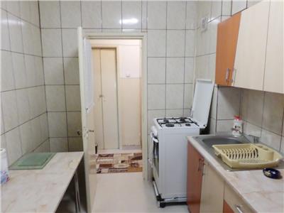 Vanzare apartament 2 camere, semidecomandat, Ploiesti, zona Nord/ Cameliei